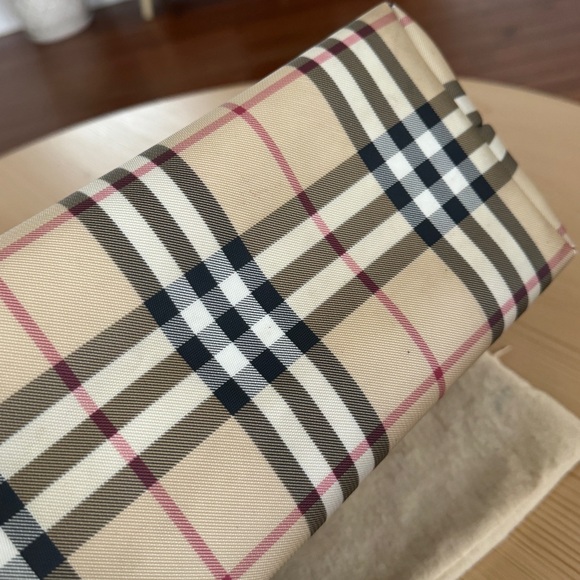 Burberry Haymarket Nova Check Coated Canvas and Leather Medium Tote Bag Shoulder - Picture 8 of 16